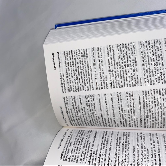 FRENCH DICTIONARY - Picture 4 of 4